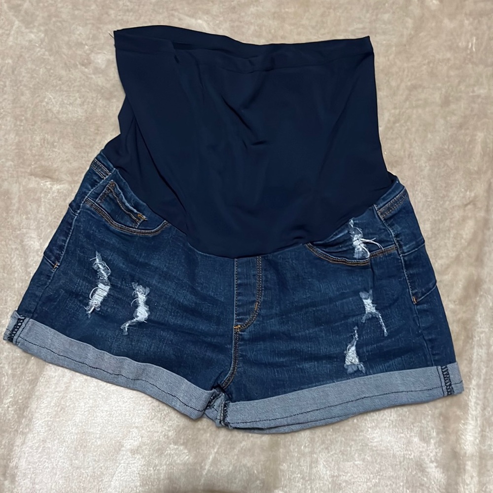 S.O.N.G Maternity Shorts